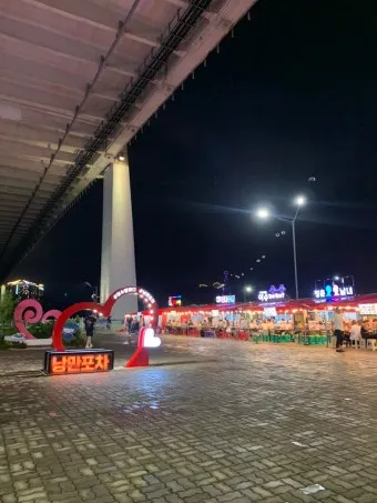 여수 낭만포차 거리 밤바다 해산물 향연_10