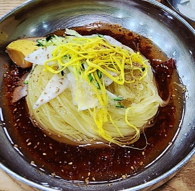 생방송투데이 하루 700그릇 밀면