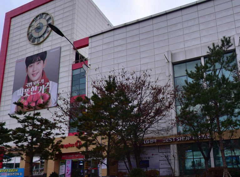 이 사진은 폐점 예정인 작전 홈플러스의 사진입니다.