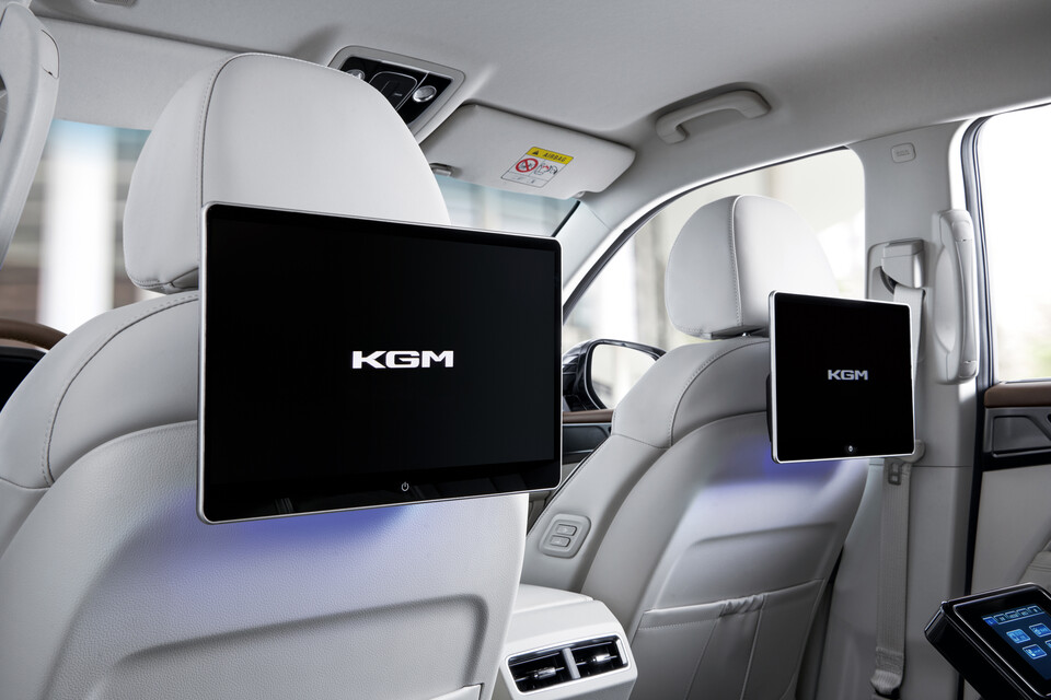 KGM 렉스턴 써밋 출시 가격 성능 옵션 디자인 공개