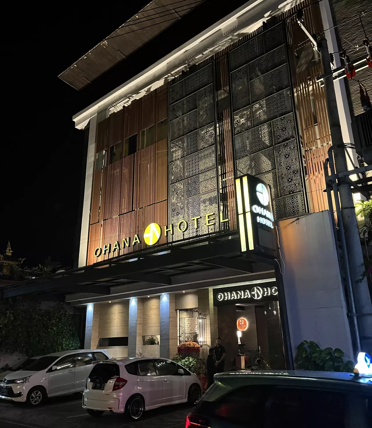 오하나 호텔 쿠타 외관