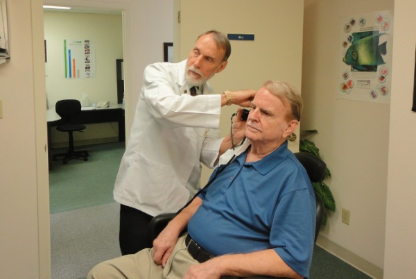 이명증과 뇌명증의 원인과 증상 및 치료법과 차이점 비교 관련 사진