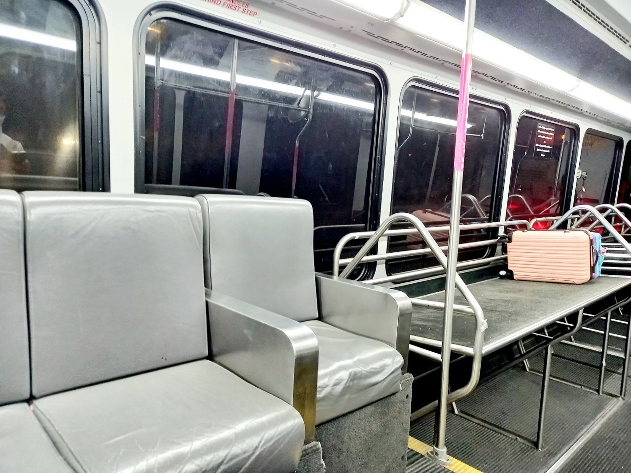 hertz rental shuttles