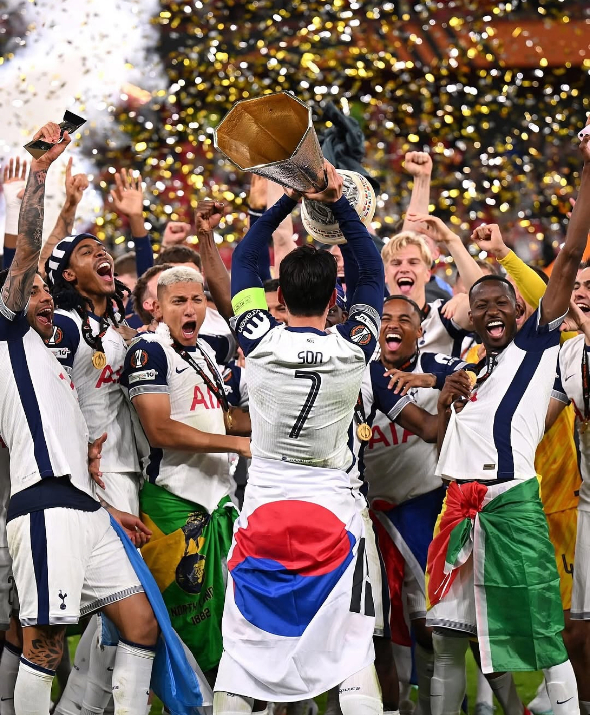 토트넘 손흥민, 유로파리그 첫 우승