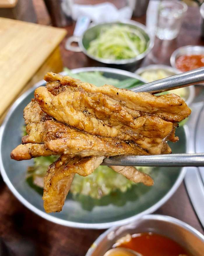 울산 식당 한돈 돼지갈비 1인 5천9백원 갈비 숯불 구이 가격파괴Why 맛집 추천
