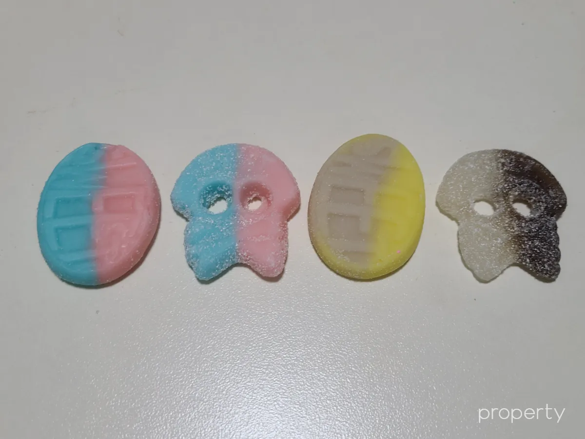 GS스웨덴젤리4개-동글모양하늘색핑크색-해골모양하늘색분홍색-동글모양베이지색레몬색-해골모양흰색갈색