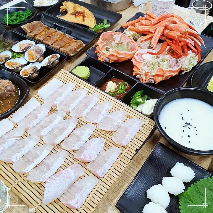 진심 가득 건강 담은 맛 강릉 경포대 강문해변 맛집 추천 생방송투데이 홍게 붉은 대게 속초 주문진 선주 직판 공수 물회 횟집 오늘방송 고수뎐