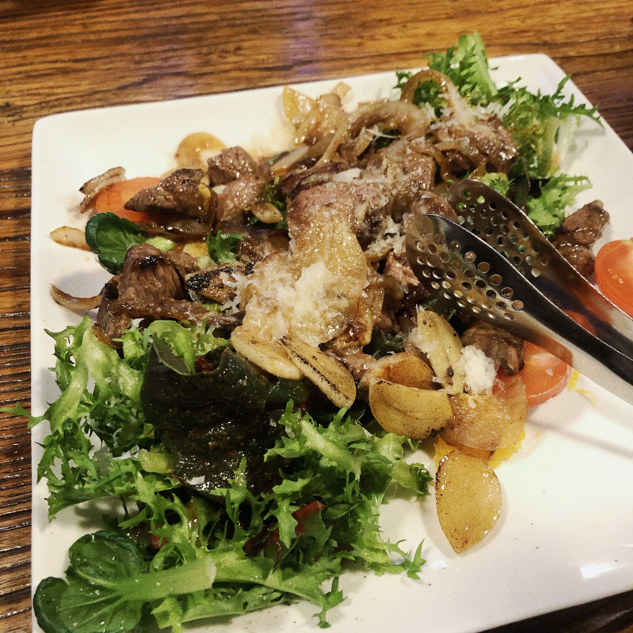 스테이크오리엔탈 샐러드