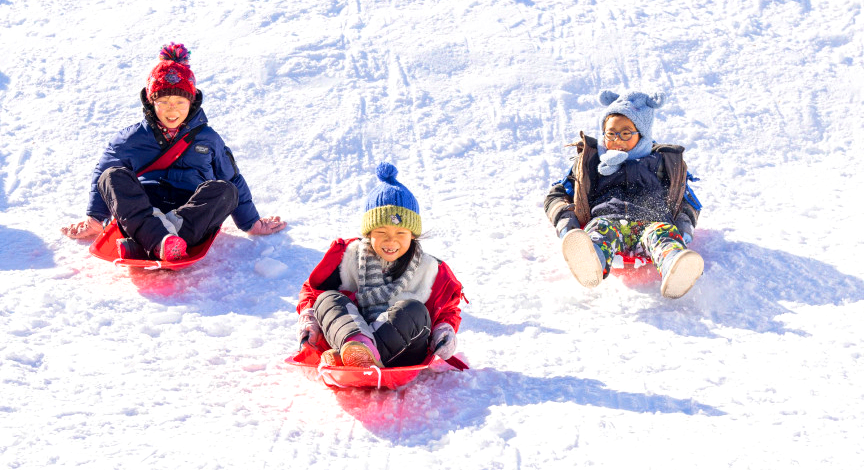설악 온천 사계절 눈썰매장