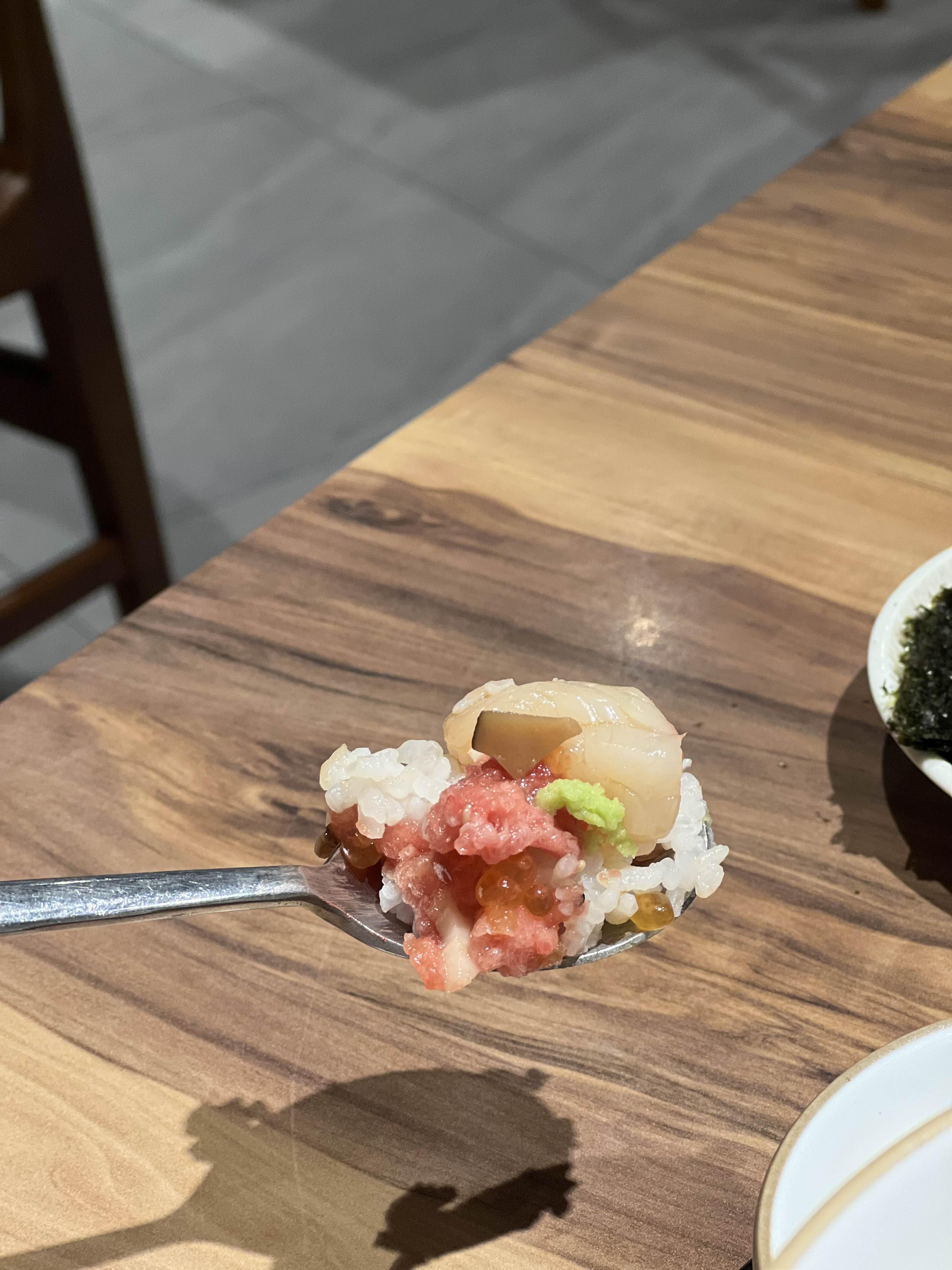 스시산블루 옐로우