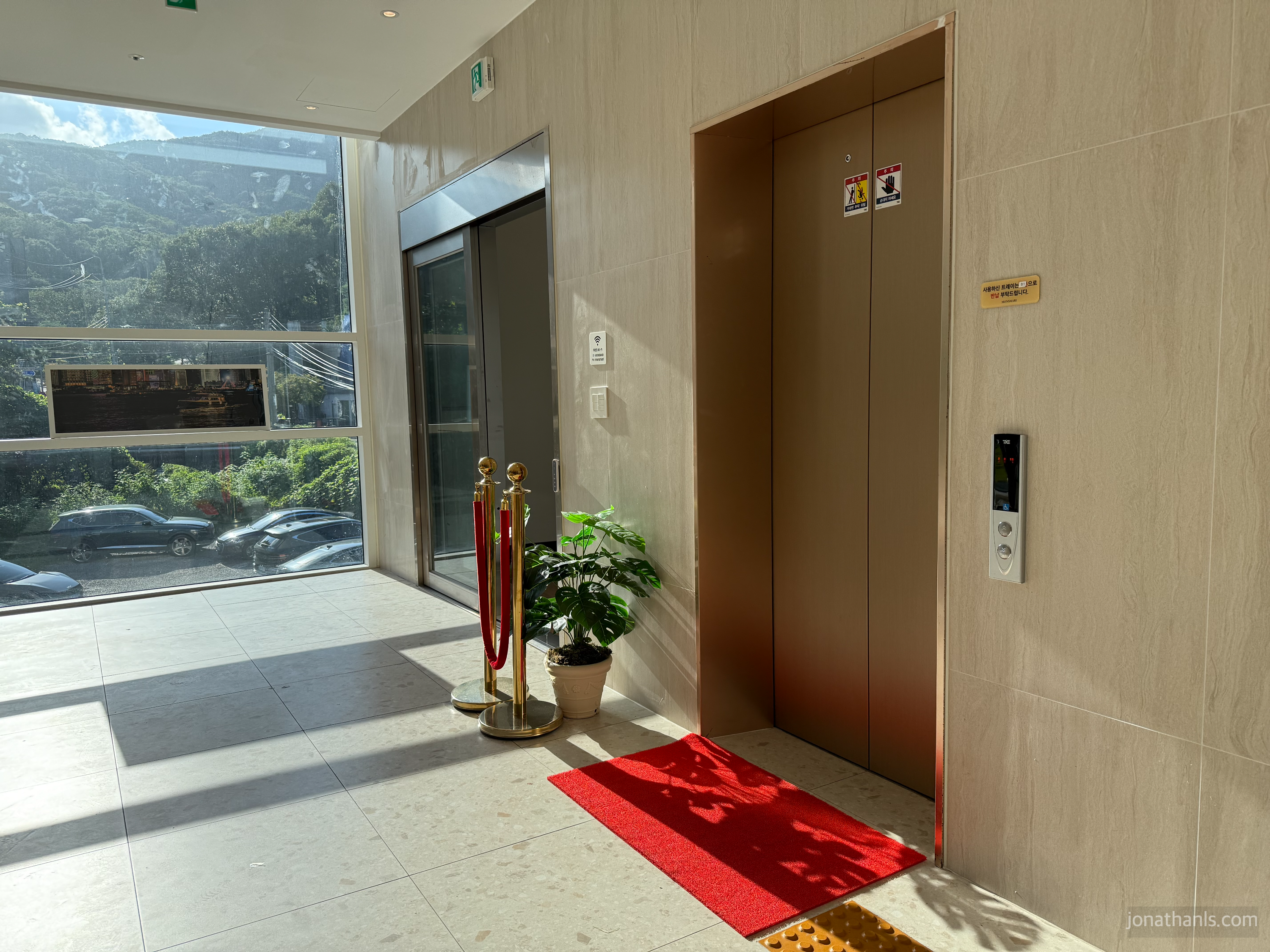 용인 신봉동 몬스마리 베이커리 카페 엘레베이터