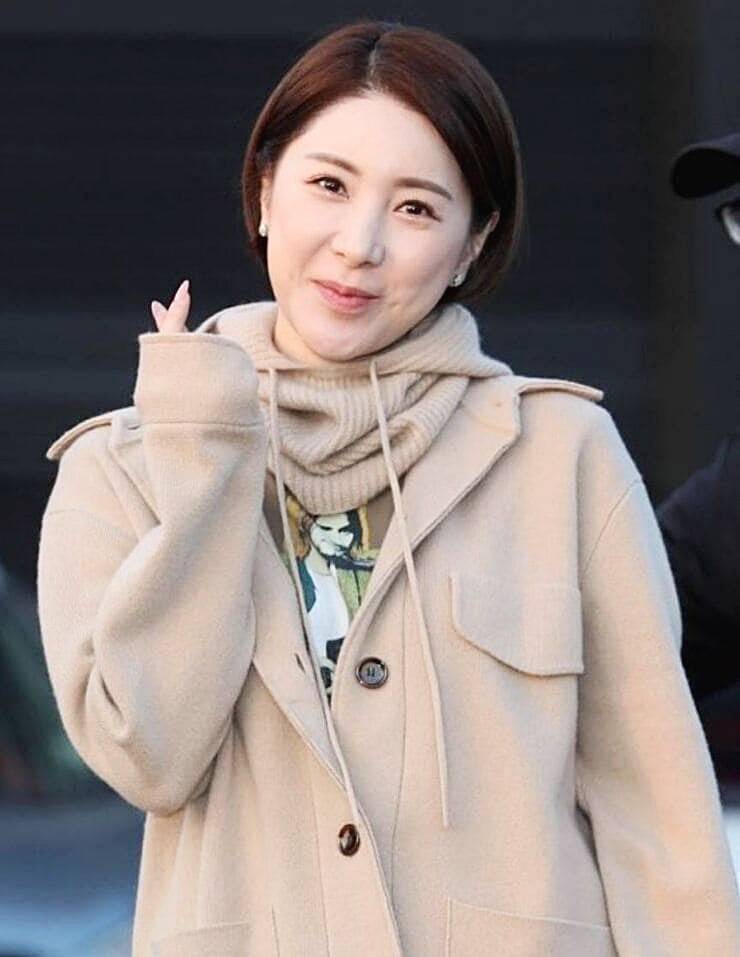가수-서인영