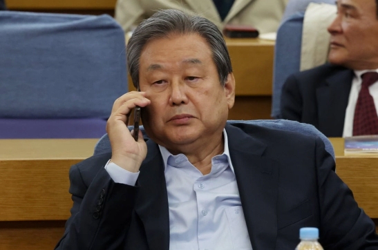 김무성 국회의원 프로필 나이 고향 재산