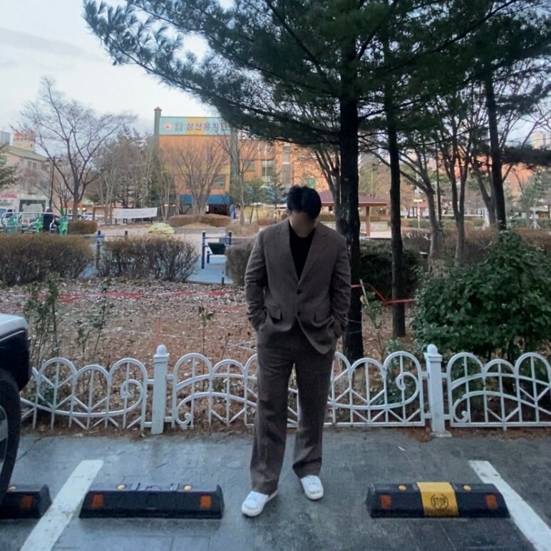 데일리룩(오뭘입) 무신사스탠다드 오버사이즈 셋업 더스티베이지(울 플란넬), 나이키 블레이저 로우 77, 남자데일리룩, 남자데일리코디, 남자데일리패션, ootd