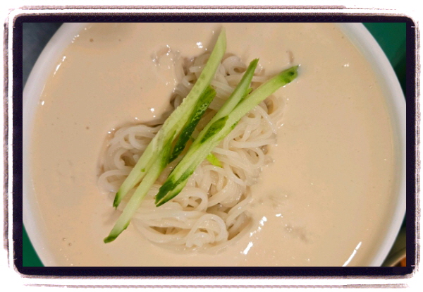 맛있는 녀석들 콩국수 메뉴