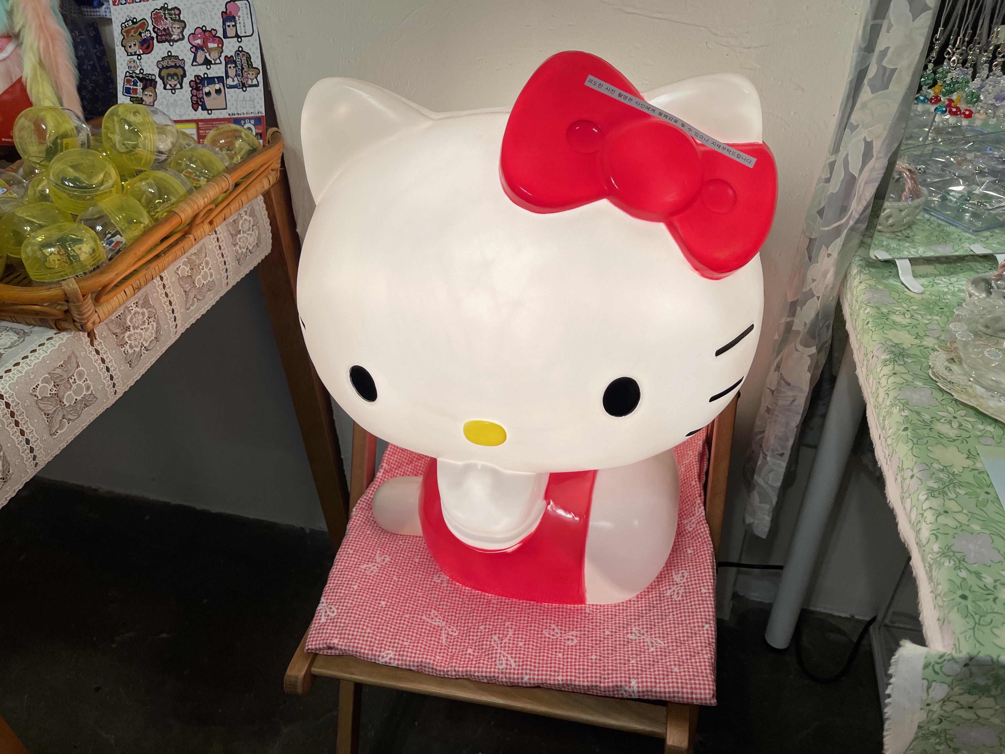 대구동성로소품샵 산리오 오드피쉬 내부