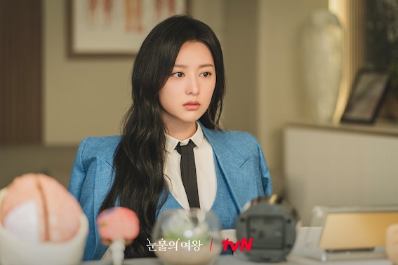 tvn 드라마 <눈물의 여왕> 2화 줄거리 리뷰 공식 영상 사진 비하인드 컷 대방출