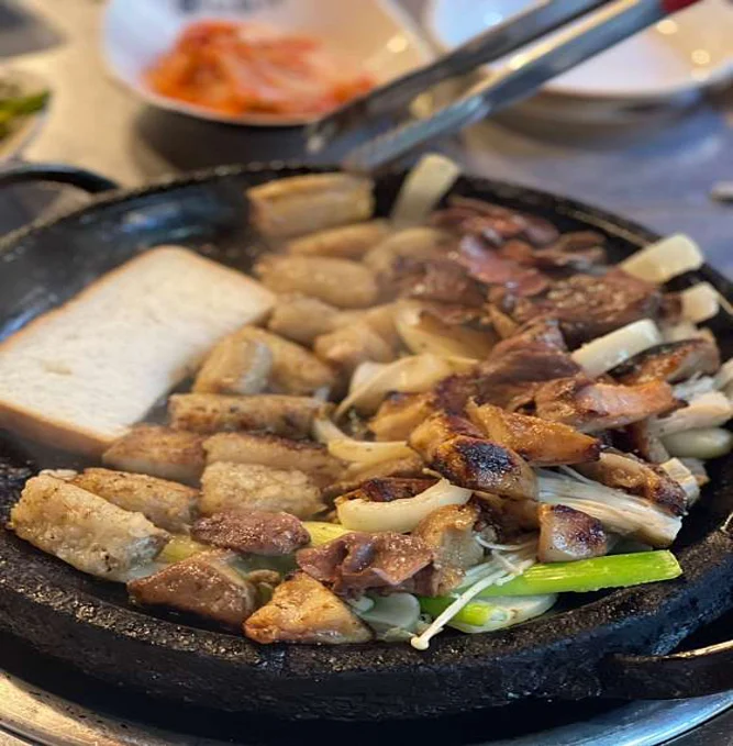 황소알곱창 백운본점