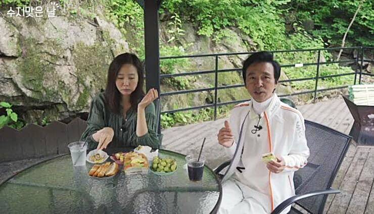 개그맨-김국진-아내-가수-강수지