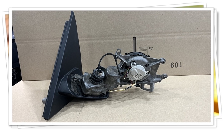 BMW X3(F25) 중고사이드미러 프레임