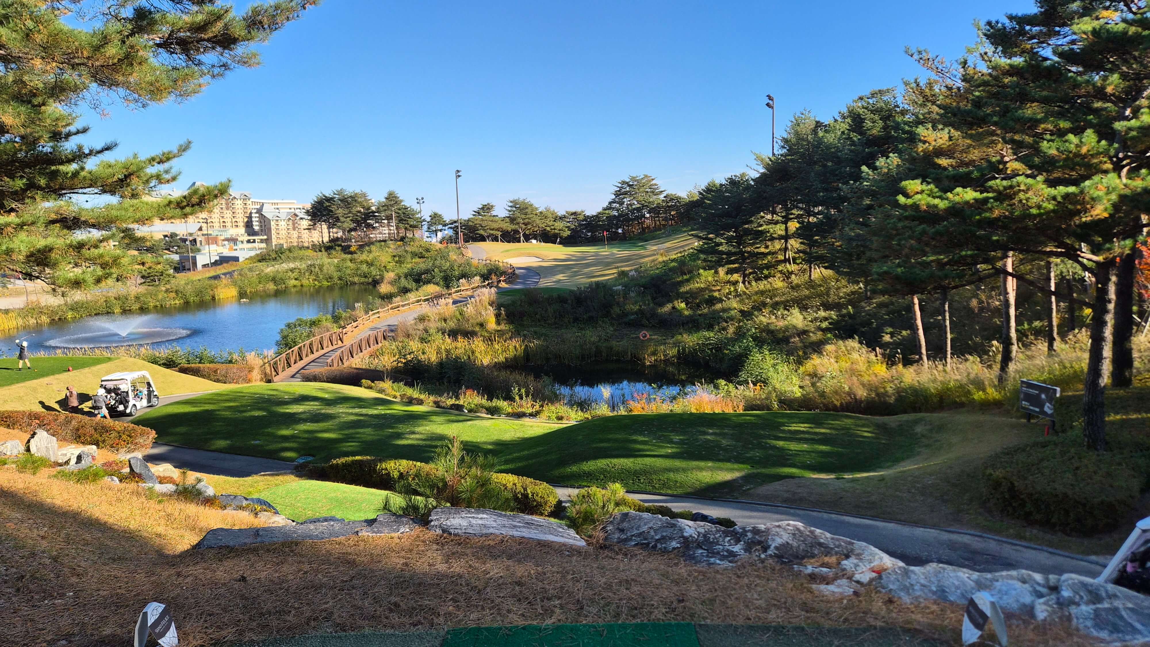 골프장 경험담 소노펠리체cc델피노 설악산 울산바위와 탁 뜨인 동해 바다 소나무가 멋진곳