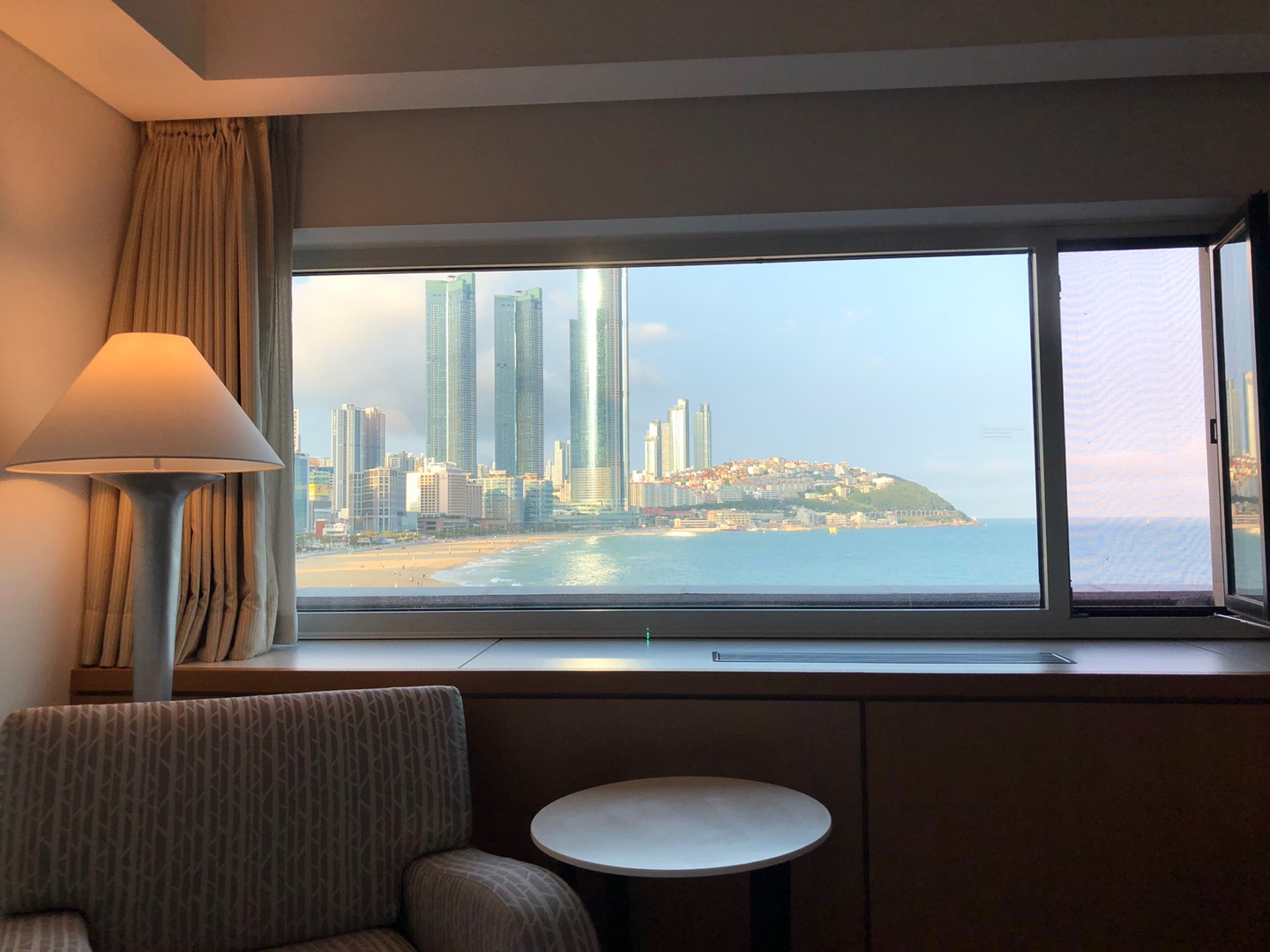 웨스틴조선-객실-뷰