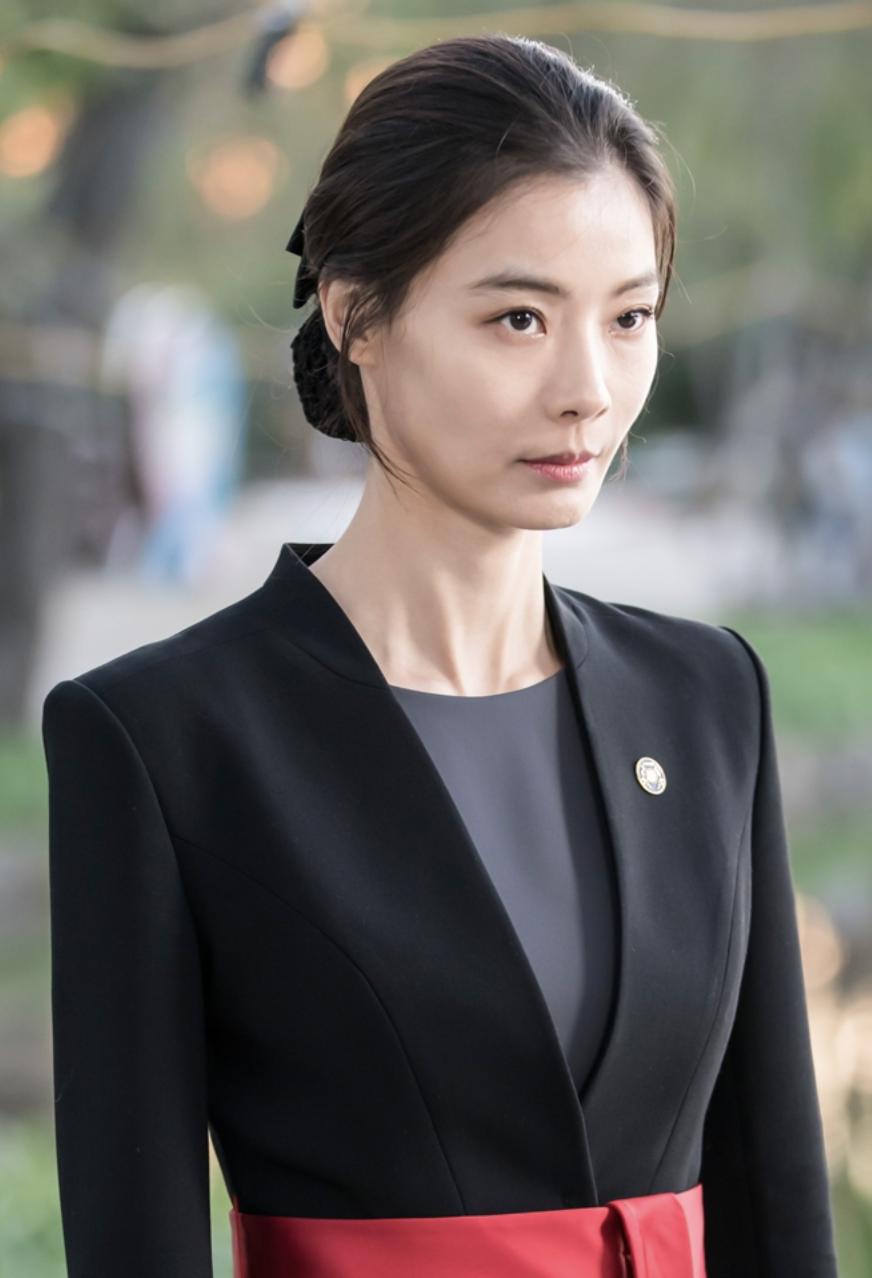 윤소이 연기 활동