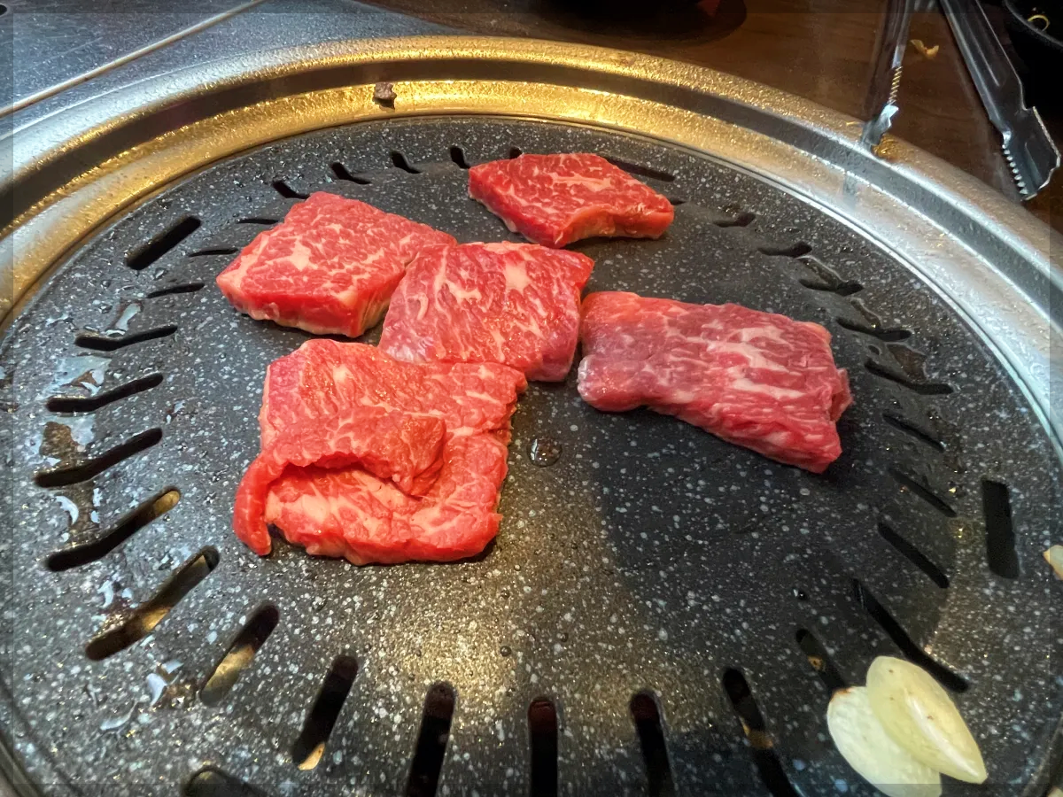 회식의달인-음식-불판위-살치살