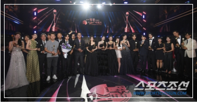 제3회 청룡 시리즈 어워즈 출처 스포츠조선