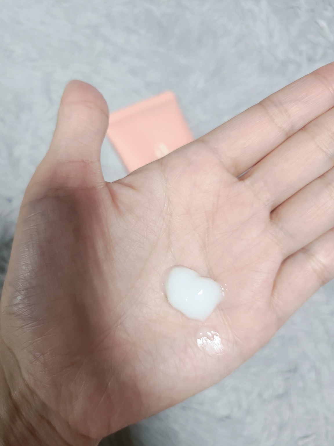 아유아유 단백질 헤어 에센스 제형