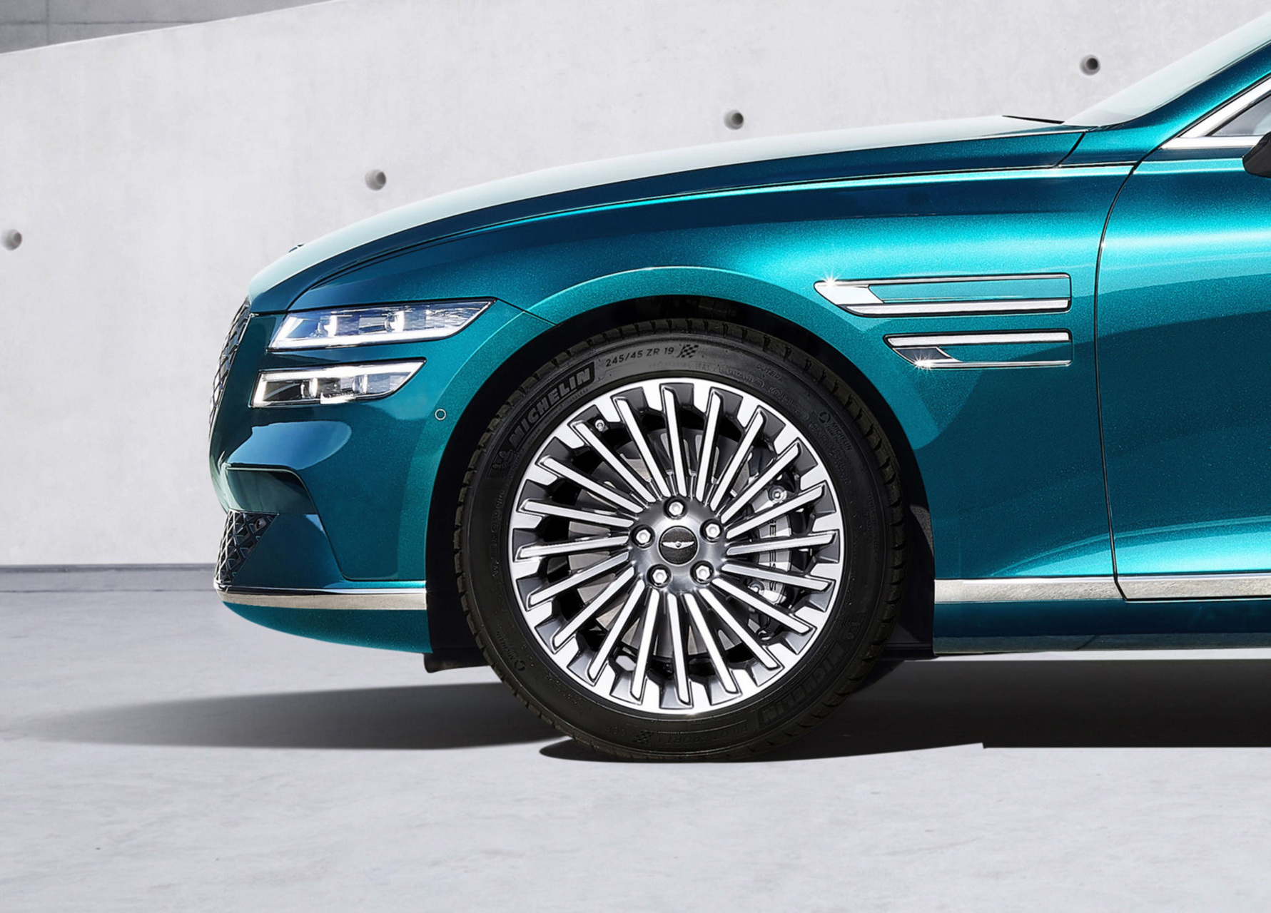 23년형 제네시스 G80 EV 휠 사진