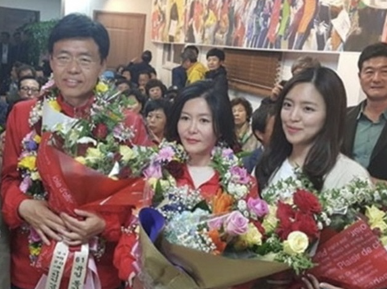 최교일 부인 딸 미모