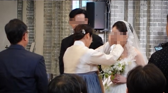 최유라 딸 결혼｜맹진영 10월 24일 성당 혼배미사&middot;전혜진 축하&middot;미국 명문대 학력&middot;신랑 정보