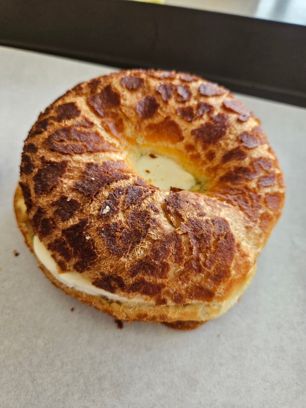 마시안제빵소_바질모짜렐라베이글