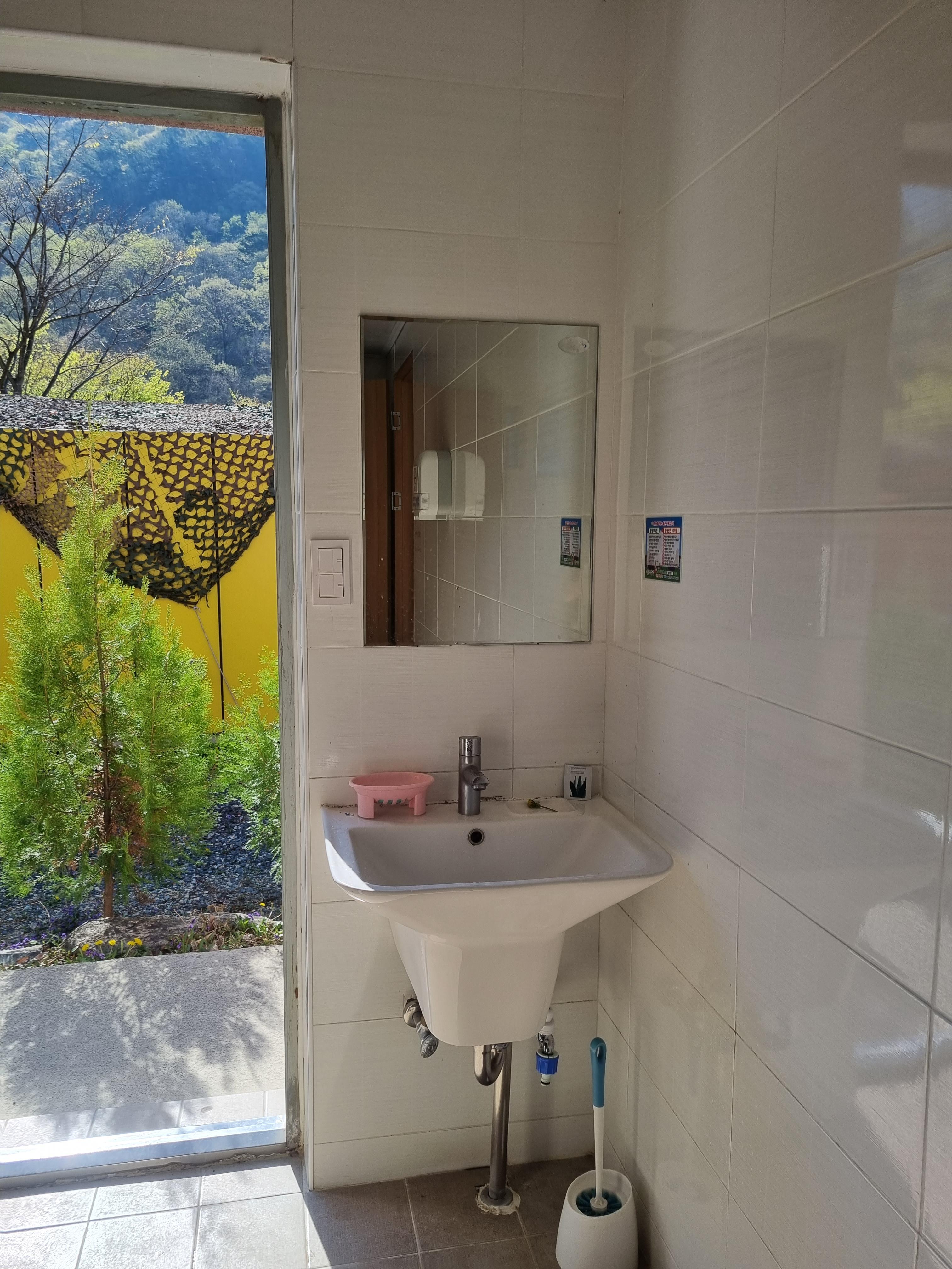 밀양 산여울 캠핑장