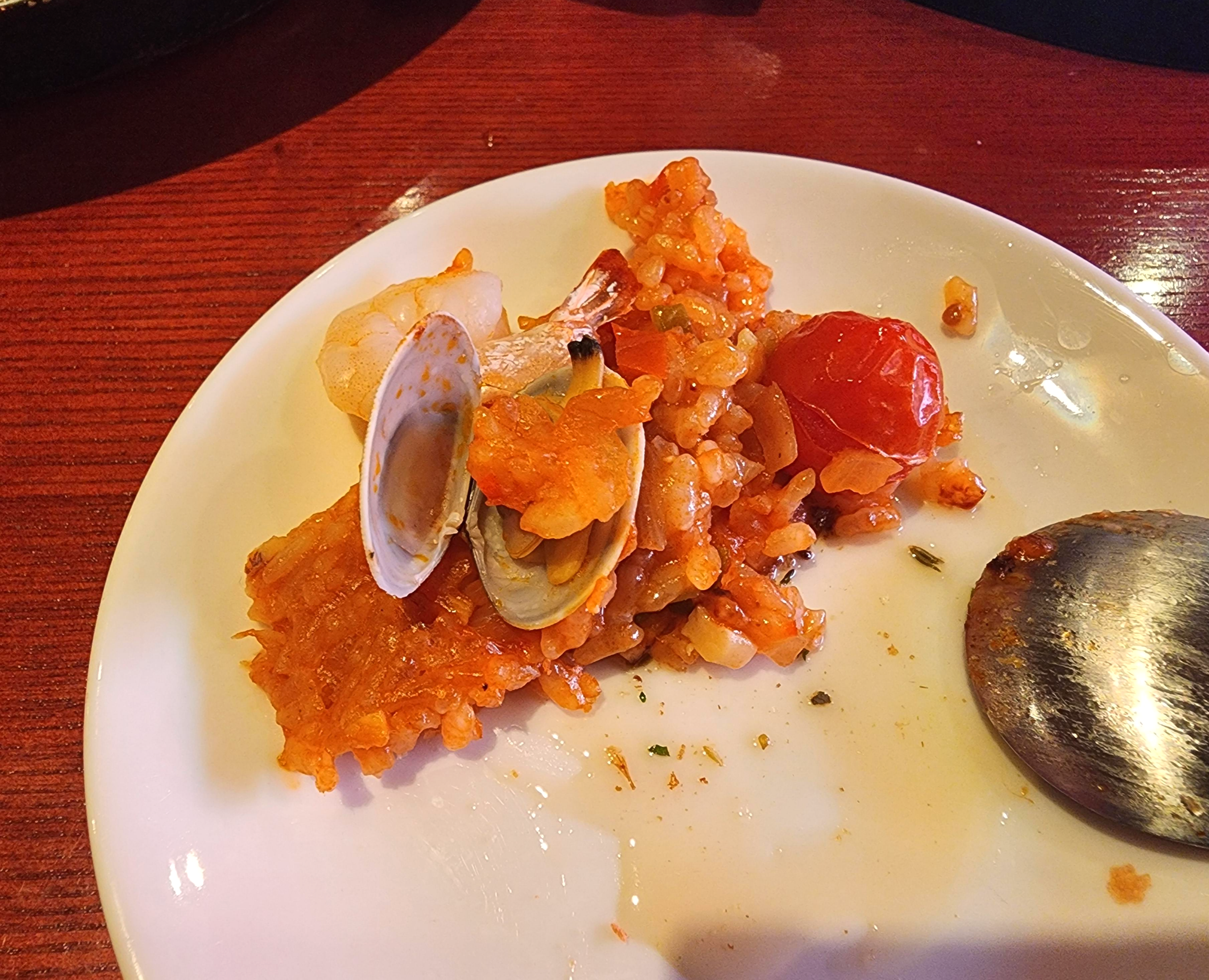 이태원타파스바_해산물토마토빠에야