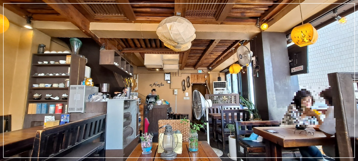 전통찻집-인산인해-2층-내부