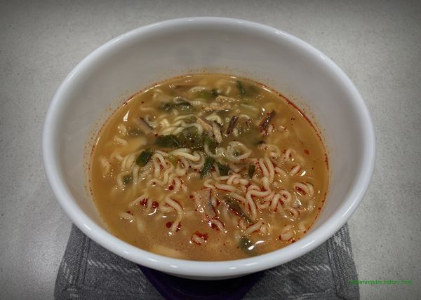 풀무원 홍면 라면 2023년 1~4월 조리 후(풍미유 9 방울)