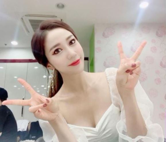 별사랑 데뷔