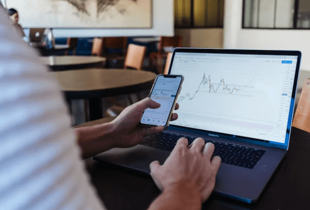 증권주 ETF 수익률 50% 돌파! 1조 클럽 주가 전망