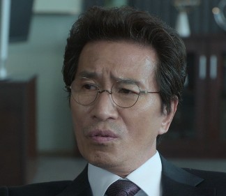 디즈니플러스 드라마 트리거 등장인물 신정근 구형태