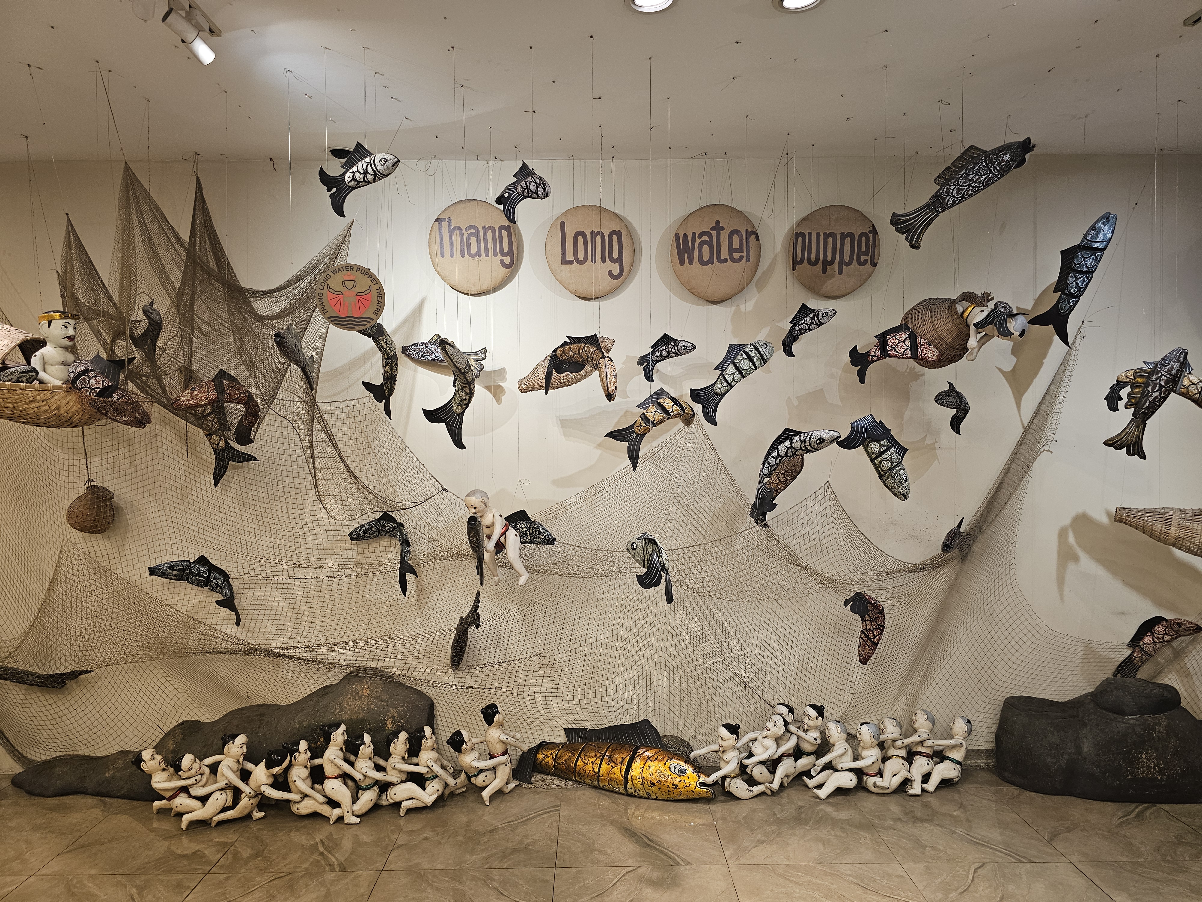 호안끼엠 탕롱 수상인형극장