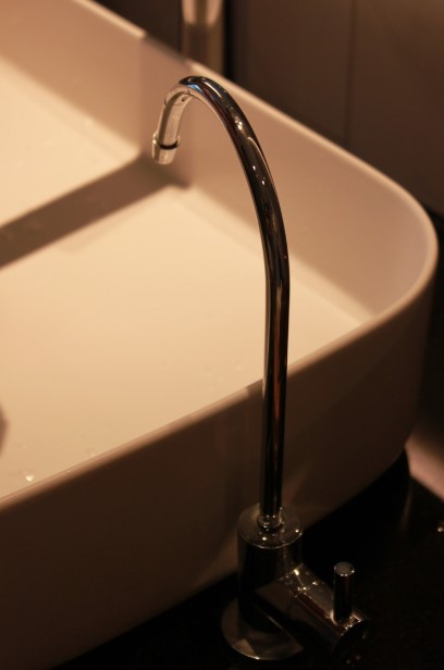 더 아웃포스트 호텔