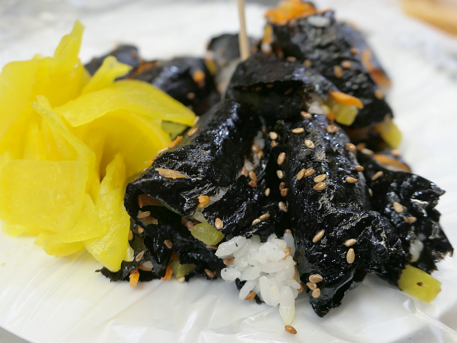 광장시장 마약김밥 사진