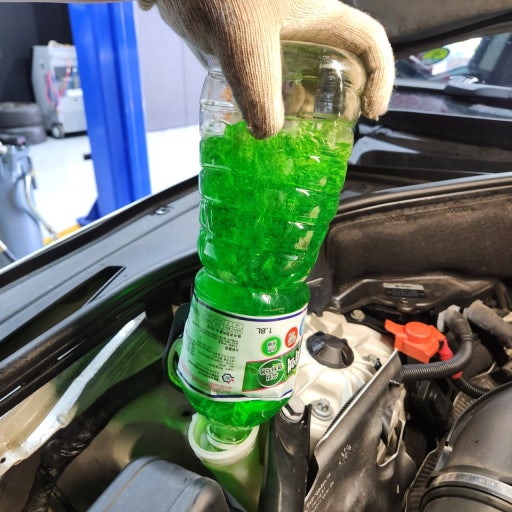 장마철 자동차 점검 체크리스트 5가지 (타이어, 브레이크, 배터리, 와이퍼, 하부 점검) 관련 사진