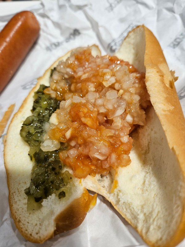 코스트코 핫도그 재료듬뿍 넣다