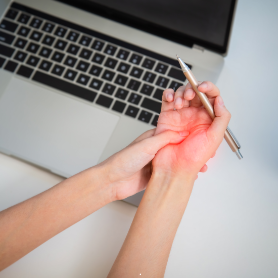 손가락 통증? 방아쇠수지증후군 원인과 치료