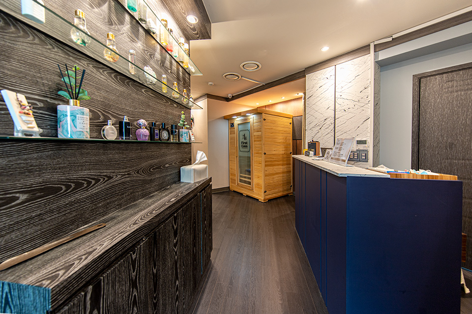 강남 신사동 마사지 퍼스트클레스테라피 카운터