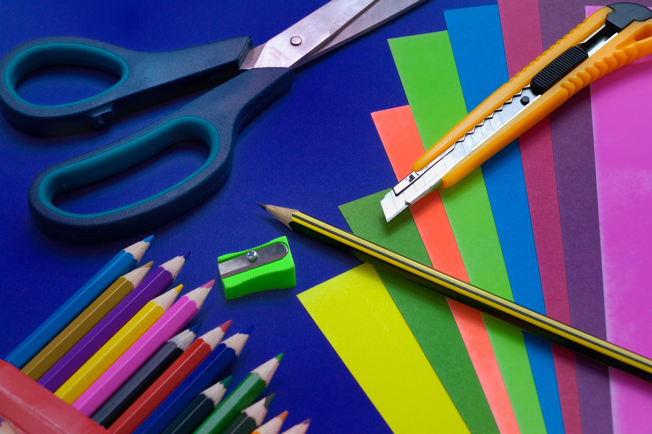 색연필 화구 사진