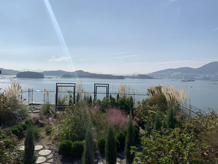 프롬나드 루프탑 뷰